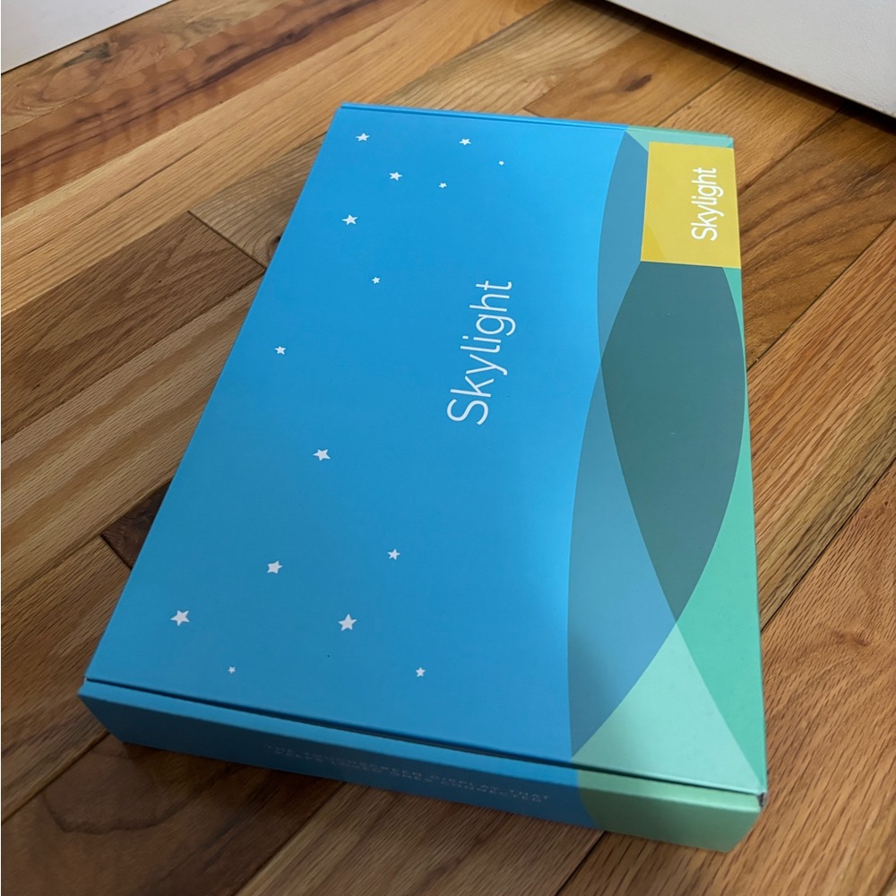 Brand New Skylight Photo Frame- Manage Photos From Phone Directly to Frame